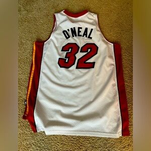Miami heat shaq jersey. Oneal. Mens xl reebok. Like new